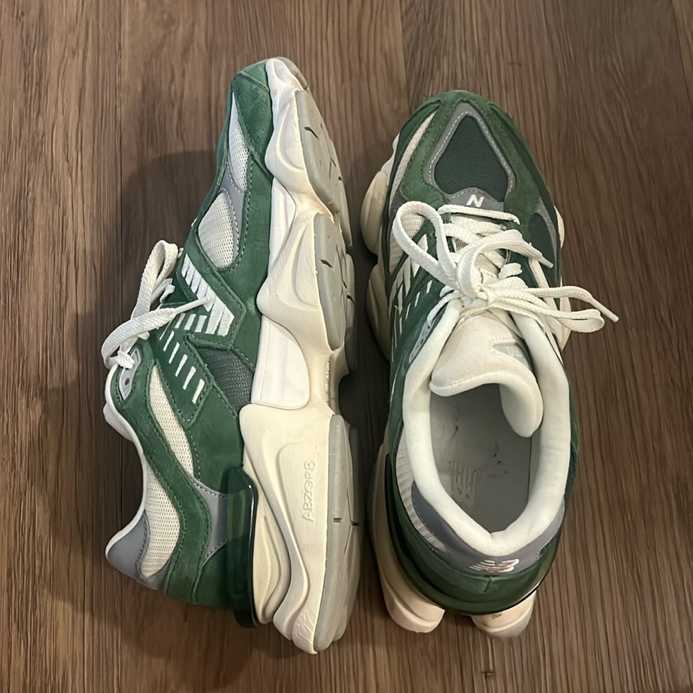 New Balance Sneakers